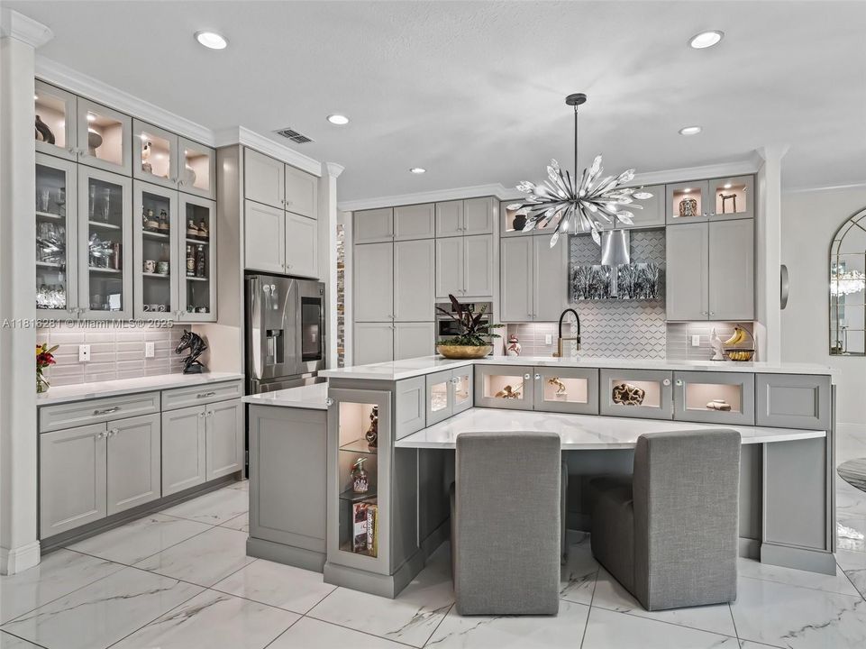 For Sale: $1,795,000 (4 beds, 3 baths, 3641 Square Feet)