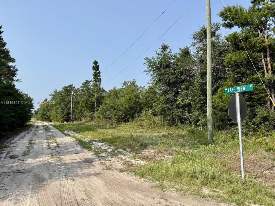 待售: $23,000 (0.73 acres)