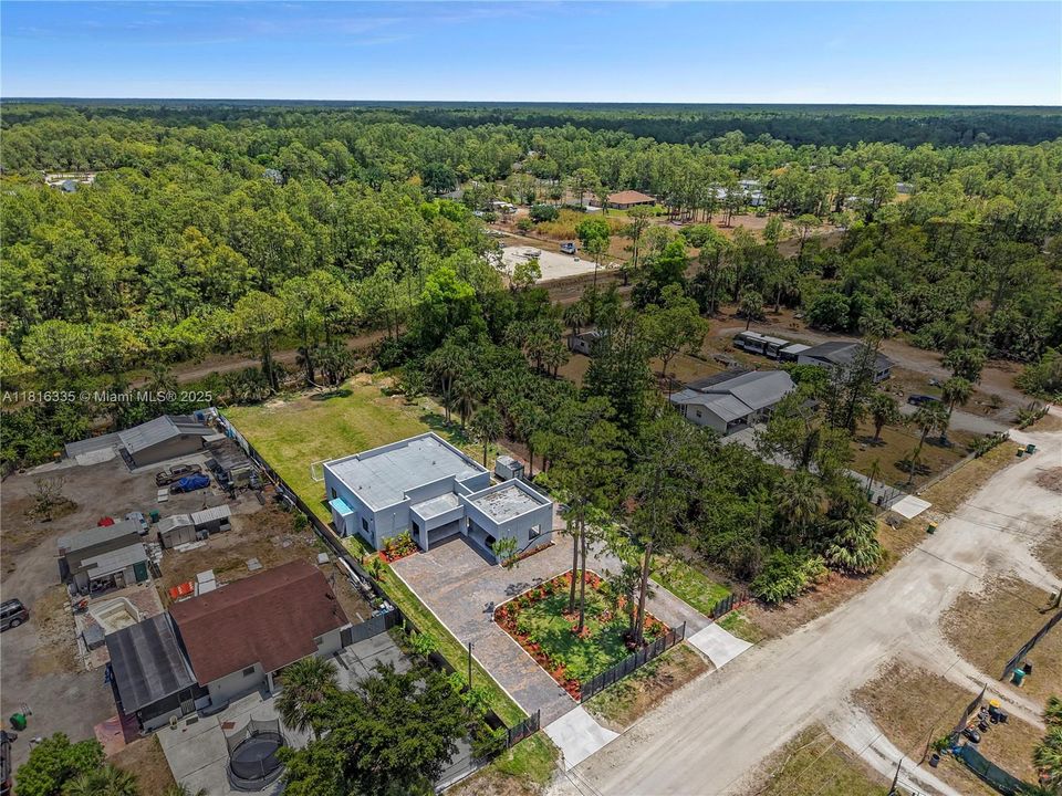 На продажу: $872,999 (3 спален, 2 ванн, 1900 Квадратных фут)