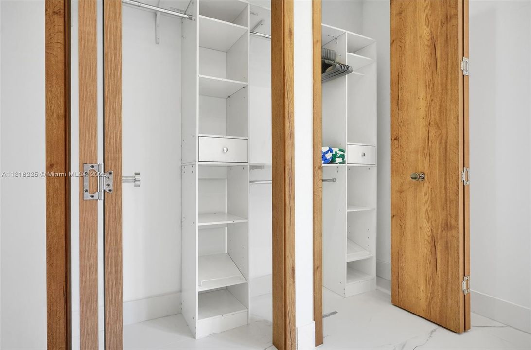 На продажу: $872,999 (3 спален, 2 ванн, 1900 Квадратных фут)