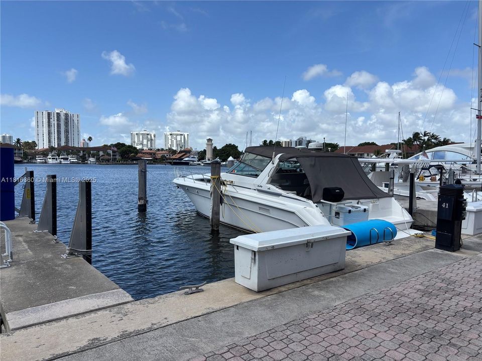 Active With Contract: $380,000 (No Data)