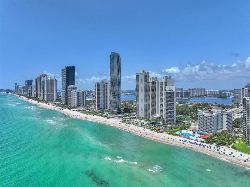 Active With Contract: $99,999 (0 beds, 1 baths, 370 Square Feet)