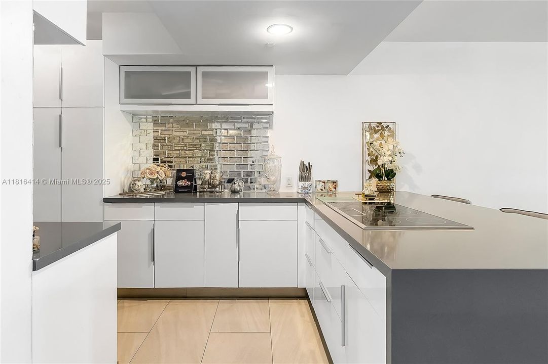 На продажу: $969,999 (3 спален, 3 ванн, 1571 Квадратных фут)