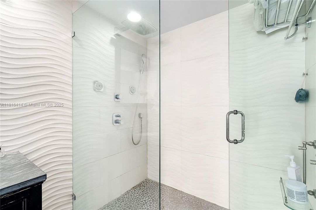 На продажу: $969,999 (3 спален, 3 ванн, 1571 Квадратных фут)