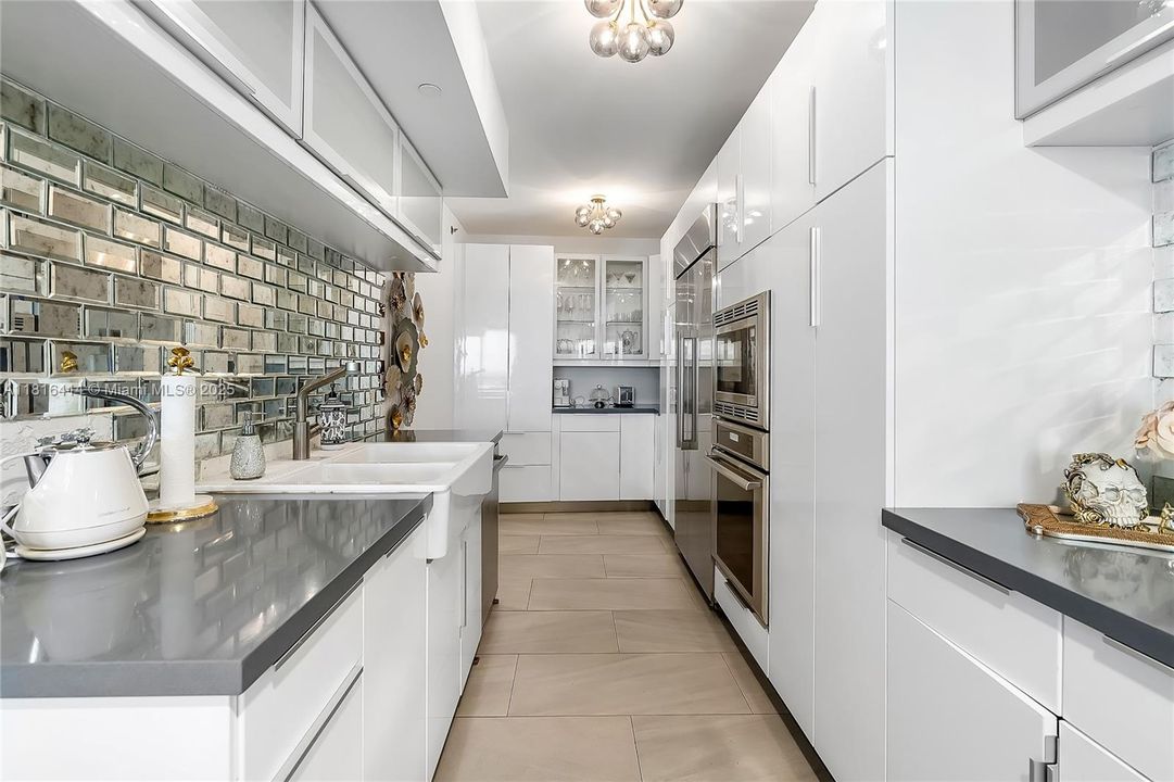 На продажу: $969,999 (3 спален, 3 ванн, 1571 Квадратных фут)