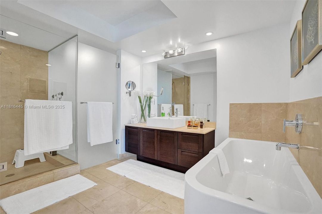 待售: $899,000 (3 贝兹, 2 浴室, 1458 平方英尺)