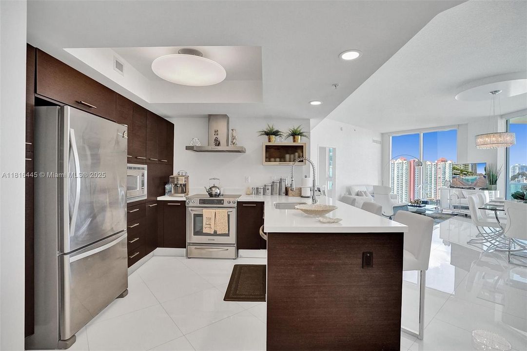 待售: $899,000 (3 贝兹, 2 浴室, 1458 平方英尺)