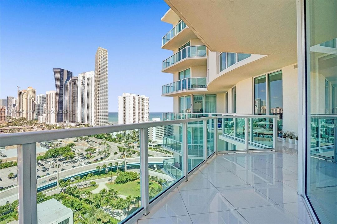 待售: $899,000 (3 贝兹, 2 浴室, 1458 平方英尺)