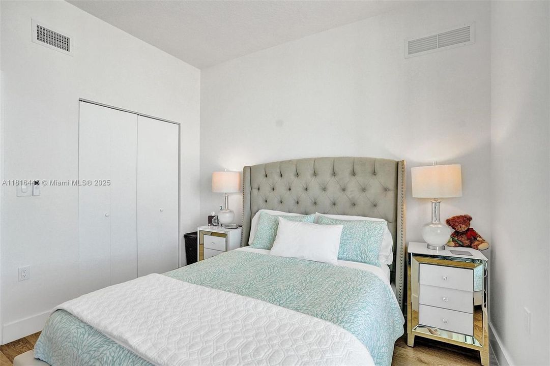 待售: $899,000 (3 贝兹, 2 浴室, 1458 平方英尺)