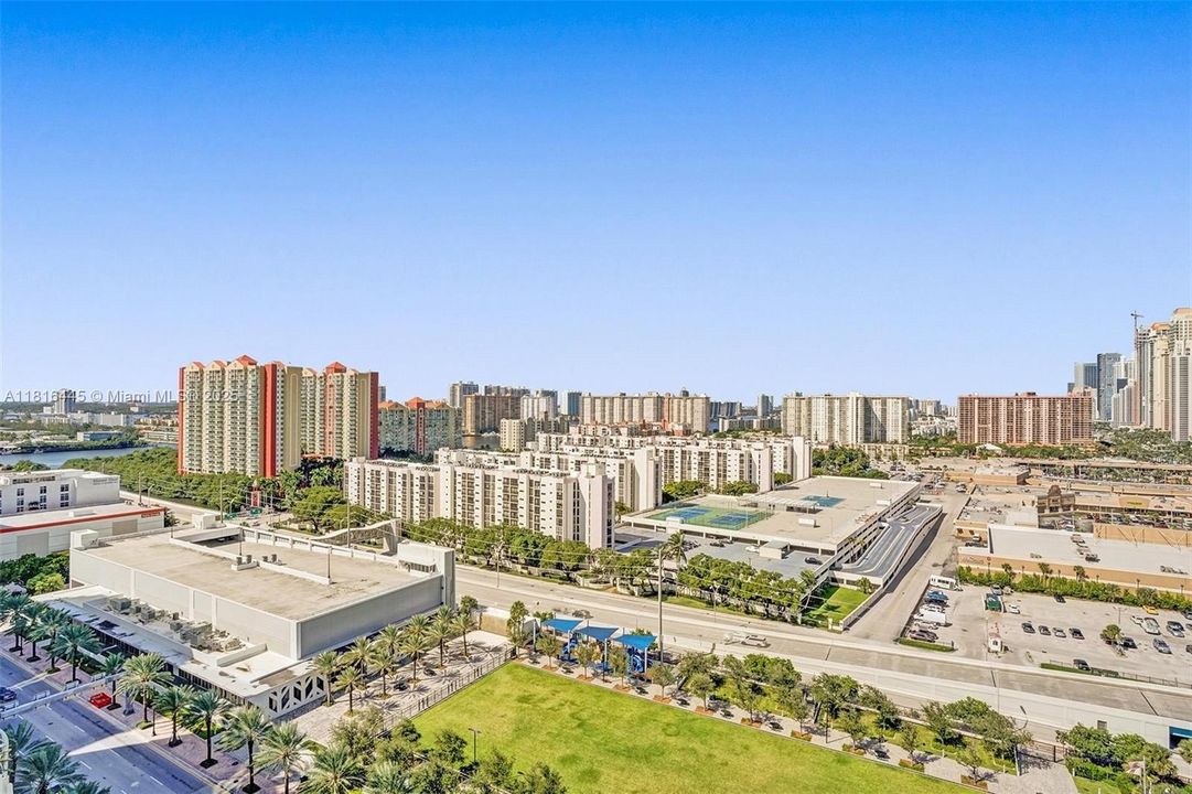 待售: $899,000 (3 贝兹, 2 浴室, 1458 平方英尺)