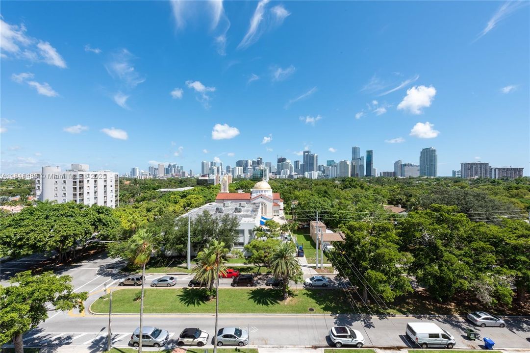 Recently Sold: $595,000 (2 beds, 2 baths, 1091 Square Feet)