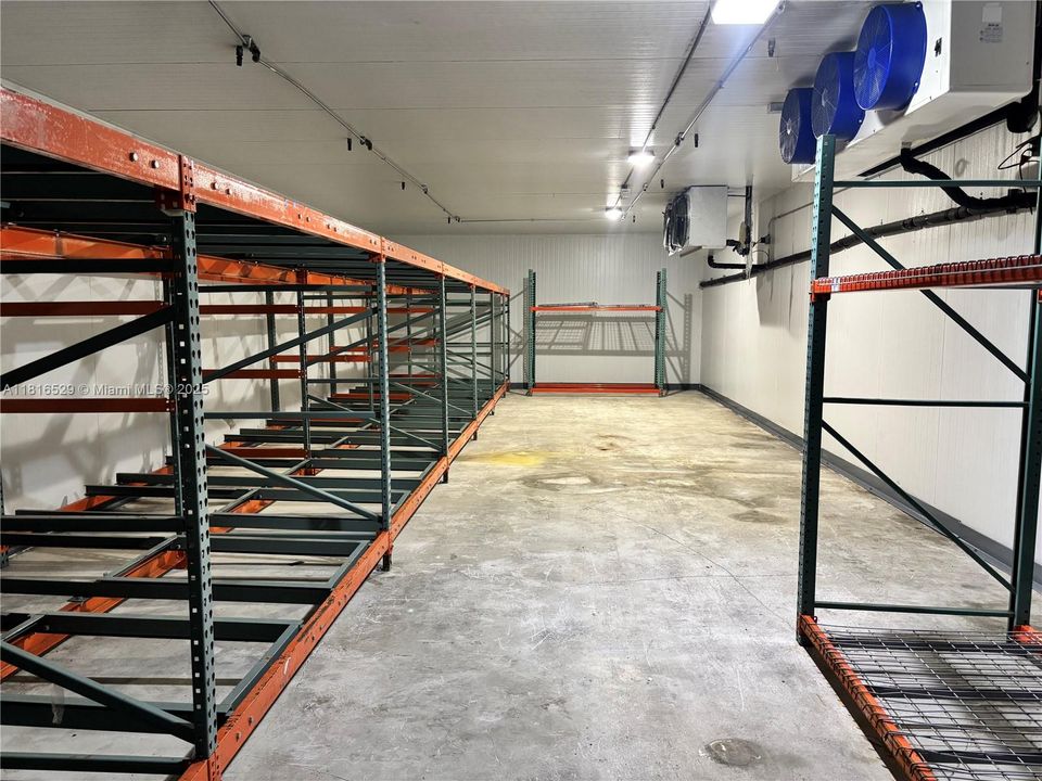 出租: $28 (0 贝兹, 0 浴室, 0 平方英尺)