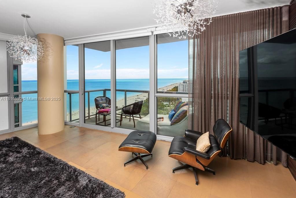 For Sale: $6,700,000 (3 beds, 3 baths, 2354 Square Feet)