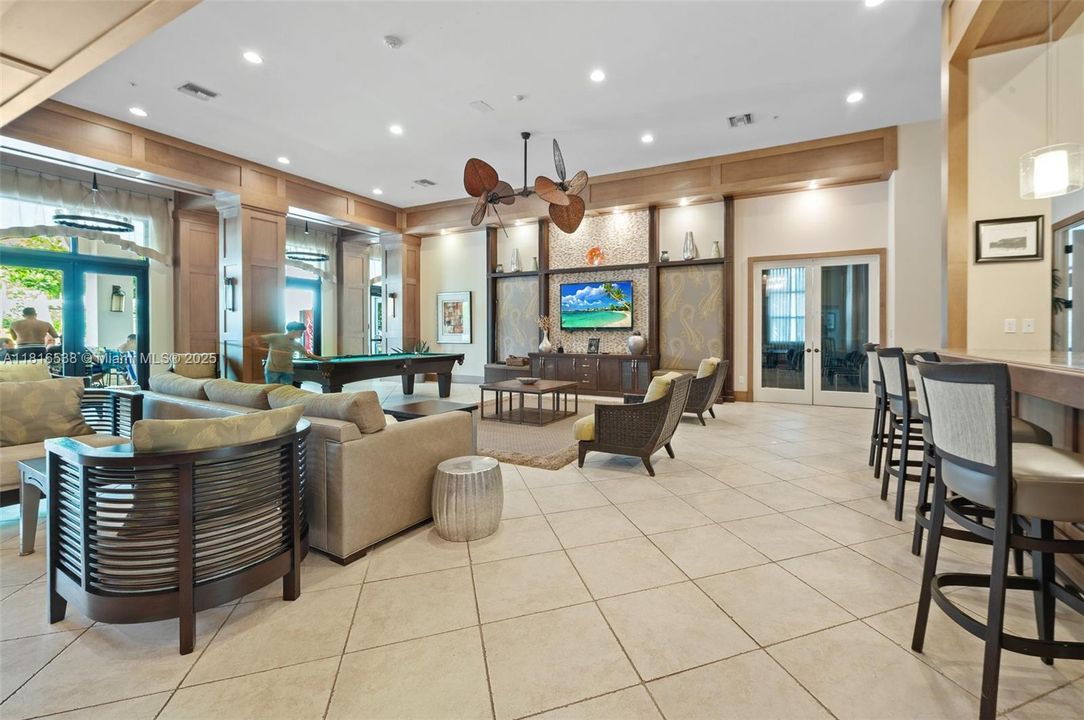 На продажу: $615,000 (3 спален, 3 ванн, 1770 Квадратных фут)