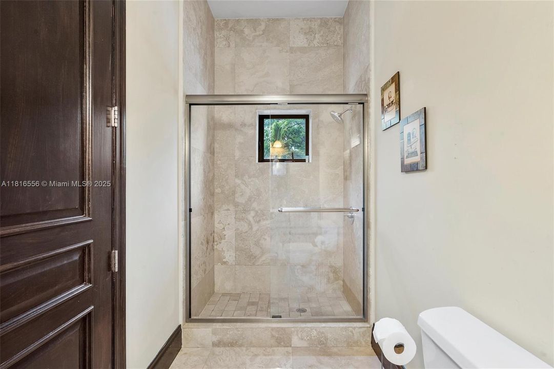 For Sale: $3,790,000 (5 beds, 4 baths, 4545 Square Feet)