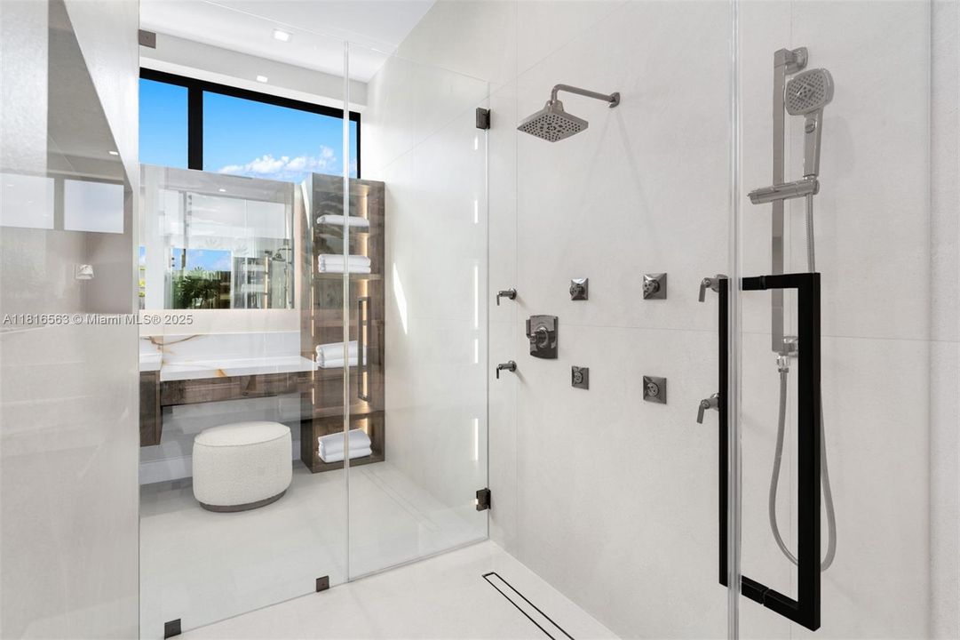 Active With Contract: $9,950,000 (6 beds, 7 baths, 6698 Square Feet)