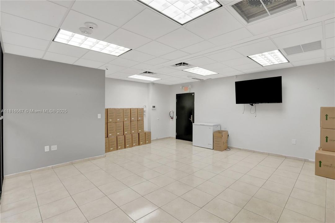 Activo con contrato: $349,000 (0 camas, 0 baños, 0 Pies cuadrados)