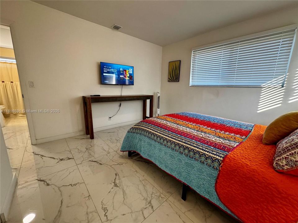 For Sale: $780,000 (0 beds, 0 baths, 1624 Square Feet)