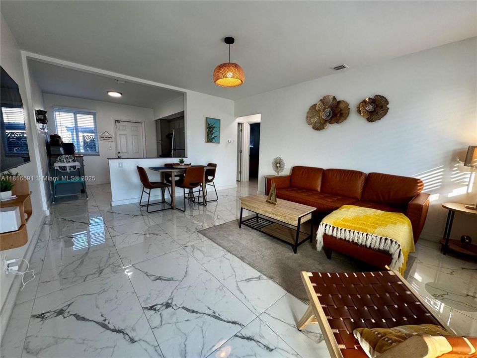 For Sale: $780,000 (0 beds, 0 baths, 1624 Square Feet)