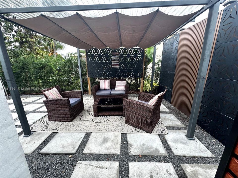 For Sale: $780,000 (0 beds, 0 baths, 1624 Square Feet)