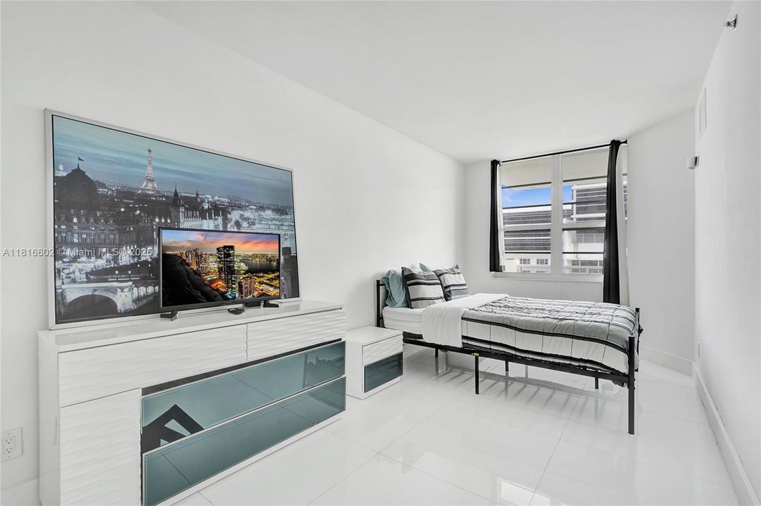 Recently Sold: $420,000 (0 beds, 1 baths, 550 Square Feet)