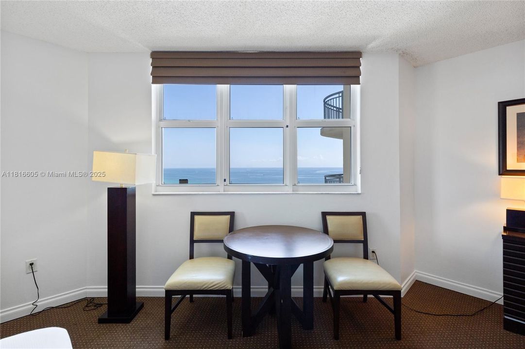 待售: $875,000 (3 贝兹, 3 浴室, 1860 平方英尺)