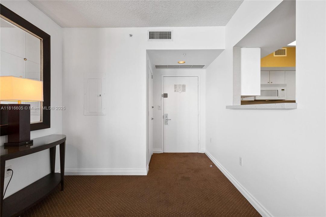 待售: $875,000 (3 贝兹, 3 浴室, 1860 平方英尺)