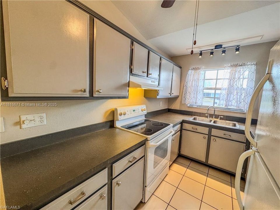 2016 MARINER CTLABELLE, FL 33935