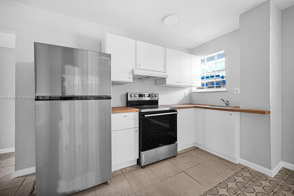 待售: $172,500 (3 贝兹, 2 浴室, 1056 平方英尺)