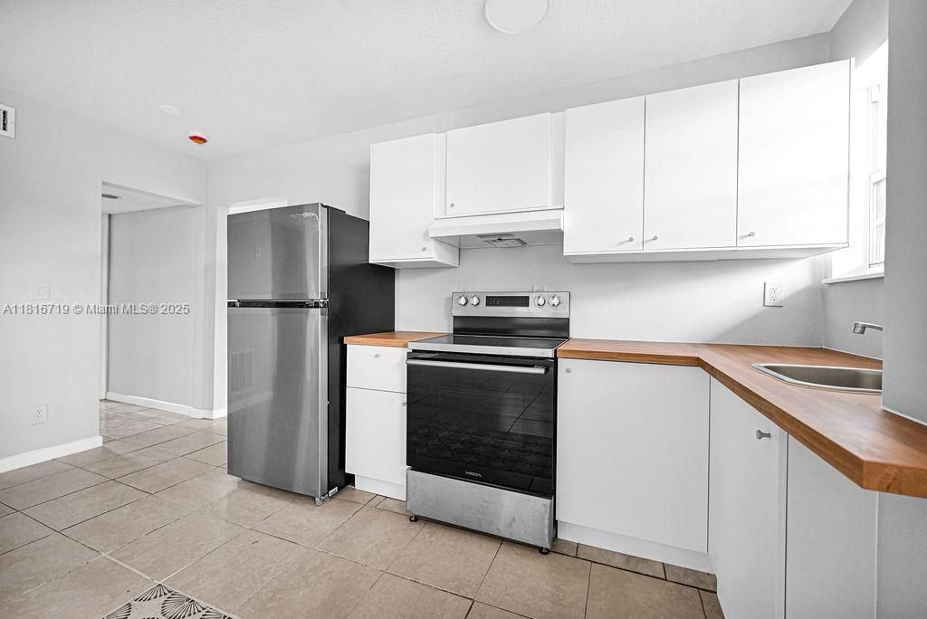 待售: $172,500 (3 贝兹, 2 浴室, 1056 平方英尺)