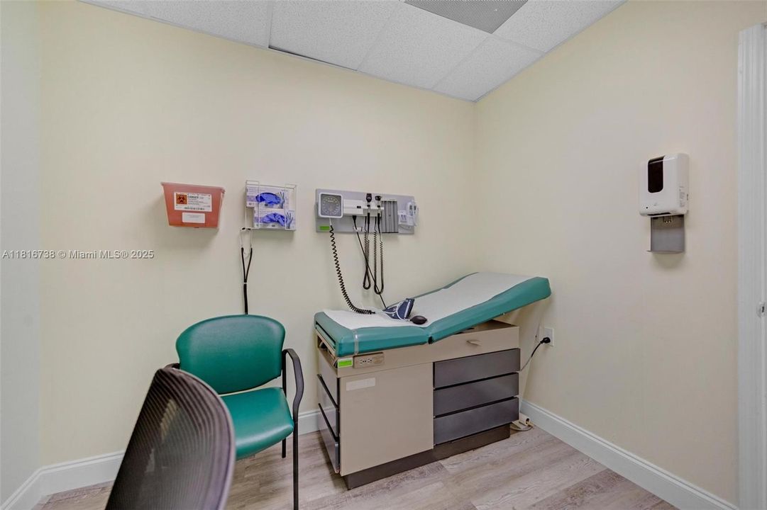 Recently Sold: $2,500,000 (0 beds, 0 baths, 0 Square Feet)