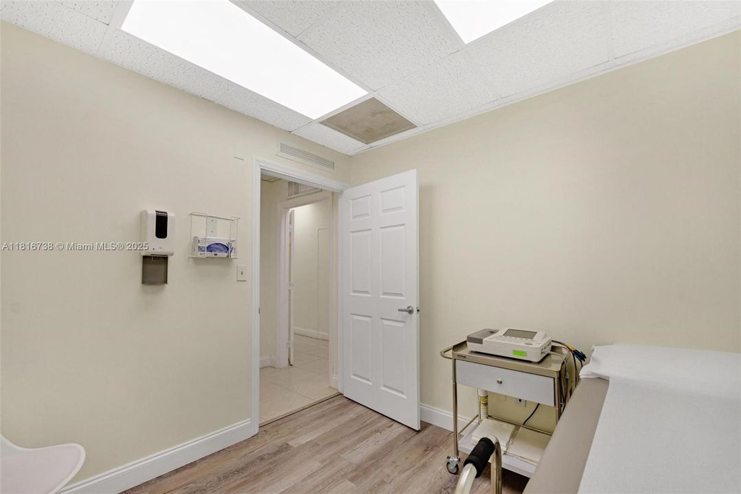 Recently Sold: $2,500,000 (0 beds, 0 baths, 0 Square Feet)