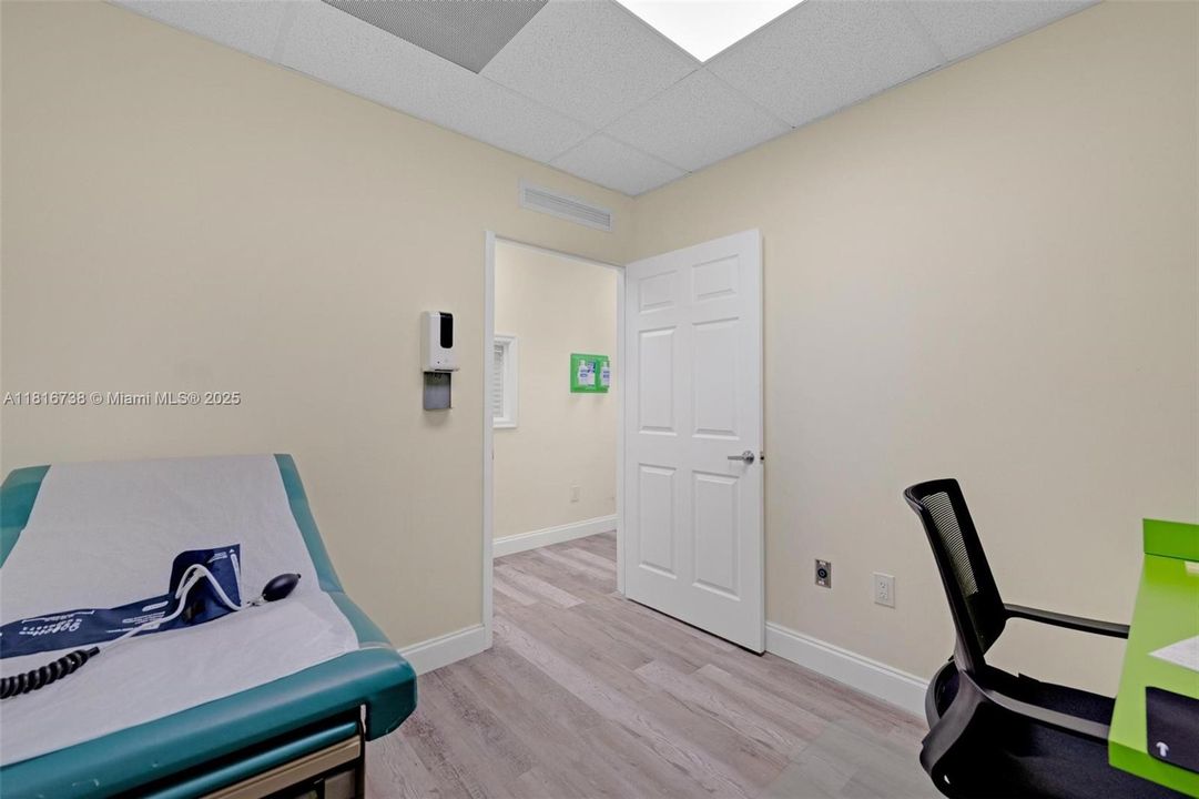 Recently Sold: $2,500,000 (0 beds, 0 baths, 0 Square Feet)