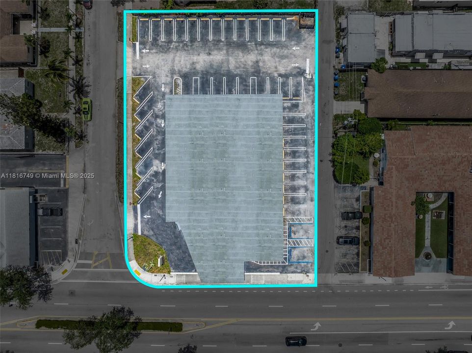 На продажу: $5,000,000 (0 спален, 0 ванн, 0 Квадратных фут)