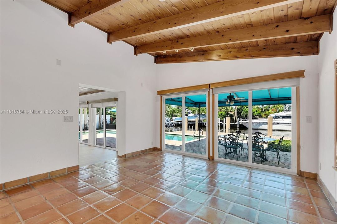 For Sale: $3,000,000 (5 beds, 4 baths, 3673 Square Feet)