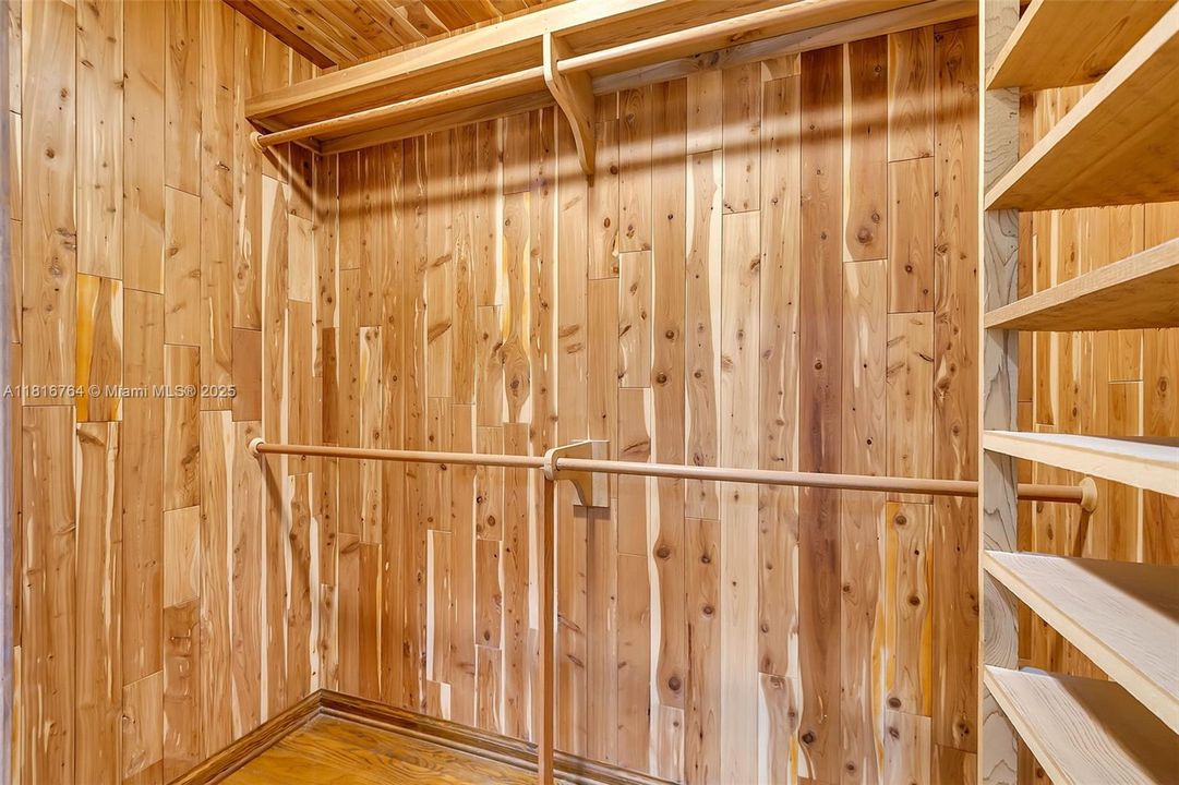 For Sale: $3,000,000 (5 beds, 4 baths, 3673 Square Feet)