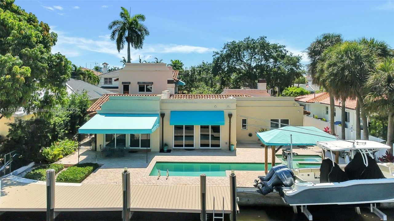 For Sale: $3,000,000 (5 beds, 4 baths, 3673 Square Feet)