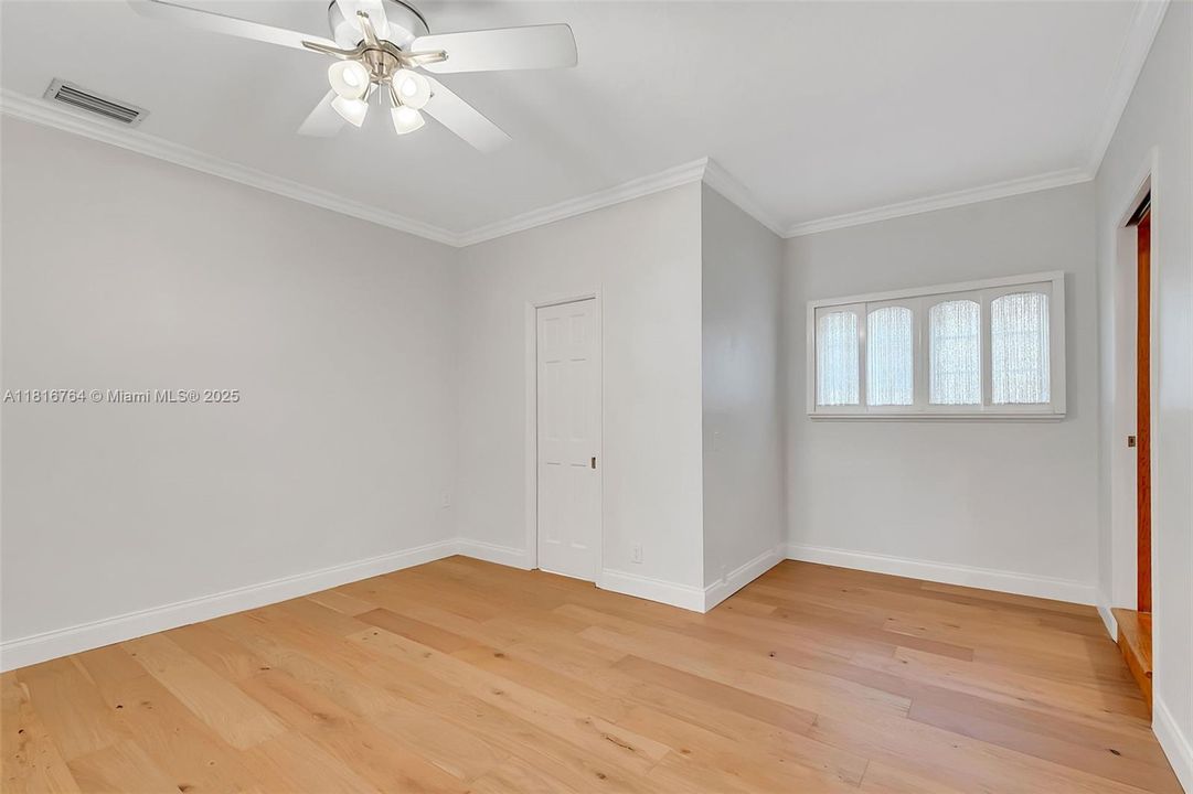 For Sale: $3,000,000 (5 beds, 4 baths, 3673 Square Feet)