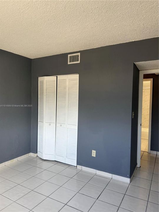 Vendido Recientemente: $259,000 (2 camas, 2 baños, 852 Pies cuadrados)