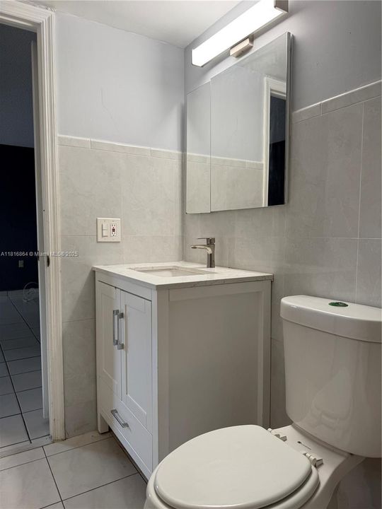 Vendido Recientemente: $259,000 (2 camas, 2 baños, 852 Pies cuadrados)