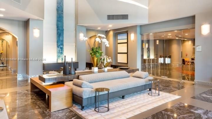 For Sale: $1,150,000 (1 beds, 2 baths, 1246 Square Feet)