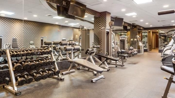 For Sale: $1,150,000 (1 beds, 2 baths, 1246 Square Feet)