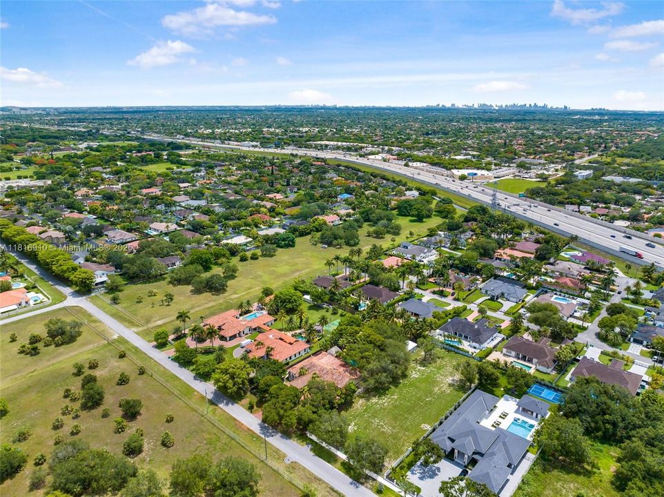 For Sale: $2,250,000 (5 beds, 4 baths, 5190 Square Feet)