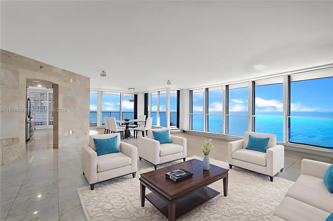 Recently Sold: $1,400,000 (2 beds, 2 baths, 2020 Square Feet)