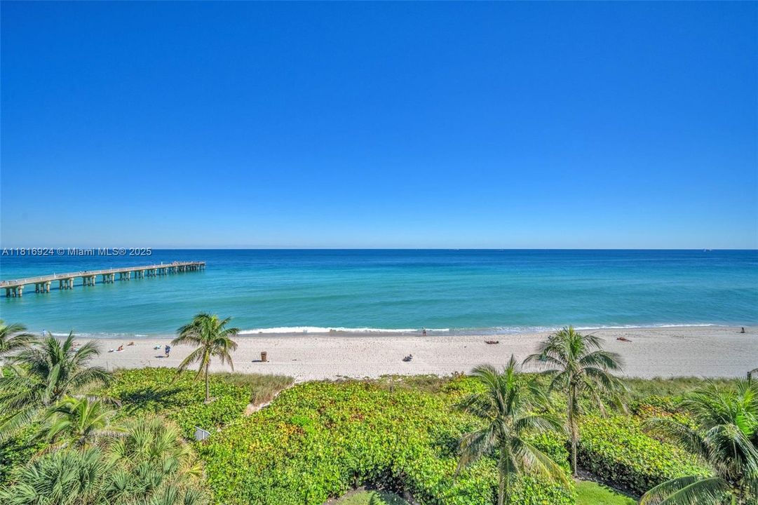 Recently Sold: $1,400,000 (2 beds, 2 baths, 2020 Square Feet)