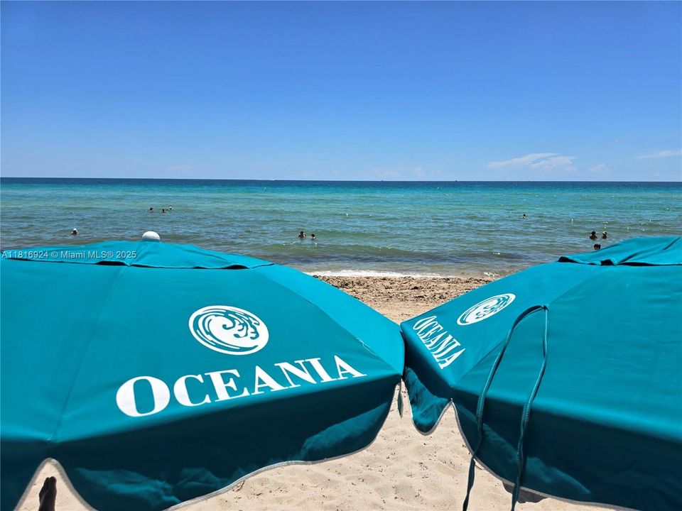 Recently Sold: $1,400,000 (2 beds, 2 baths, 2020 Square Feet)