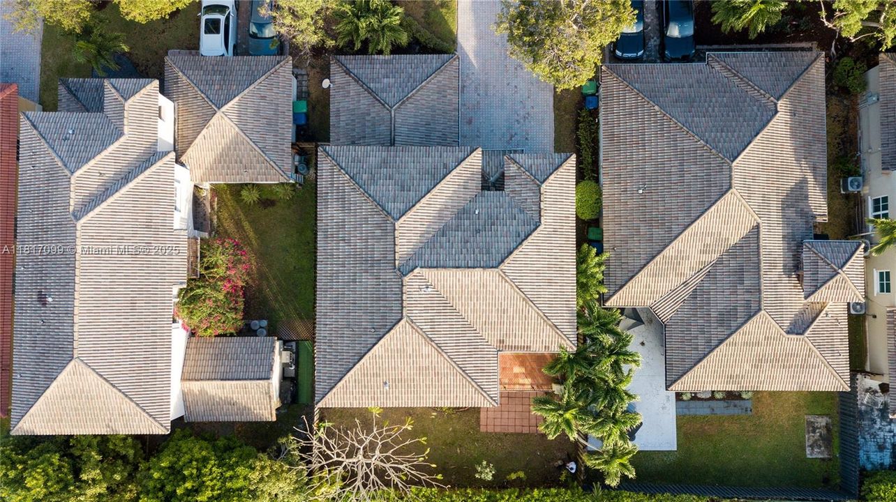 Recently Sold: $758,000 (5 beds, 3 baths, 2642 Square Feet)