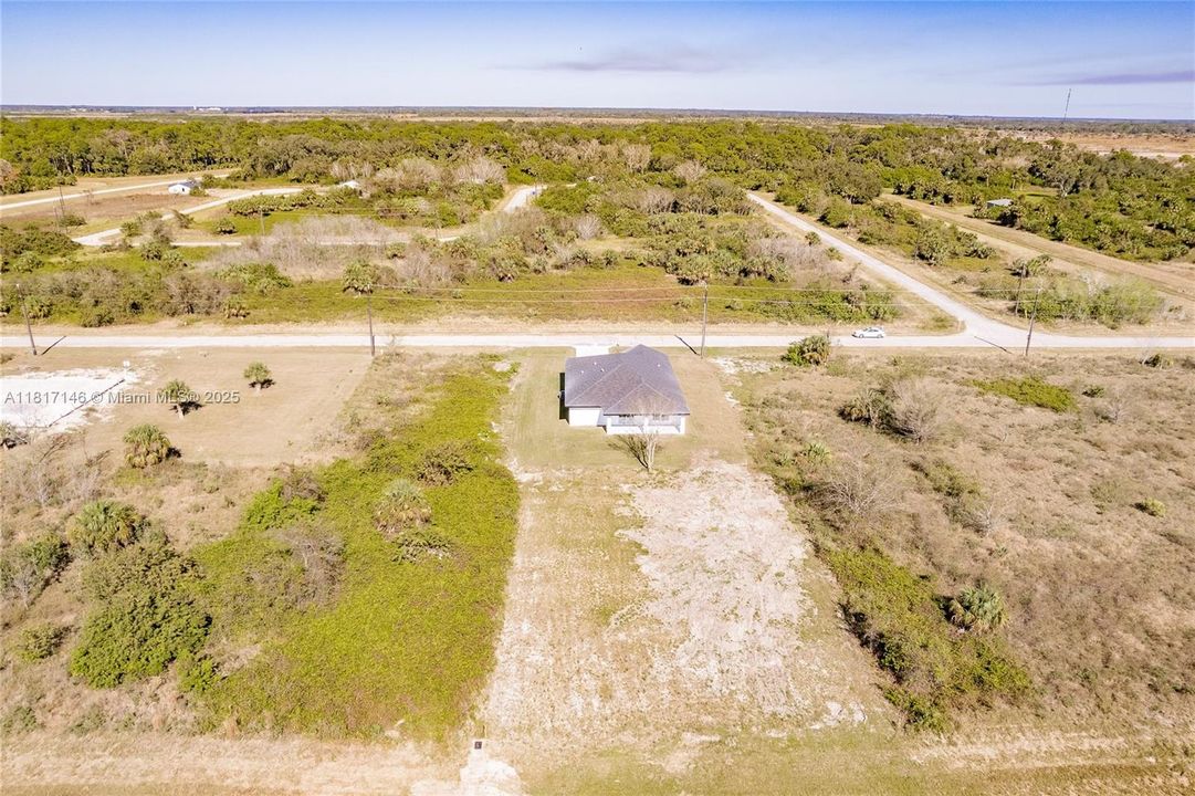 Recently Sold: $284,000 (3 beds, 2 baths, 1798 Square Feet)