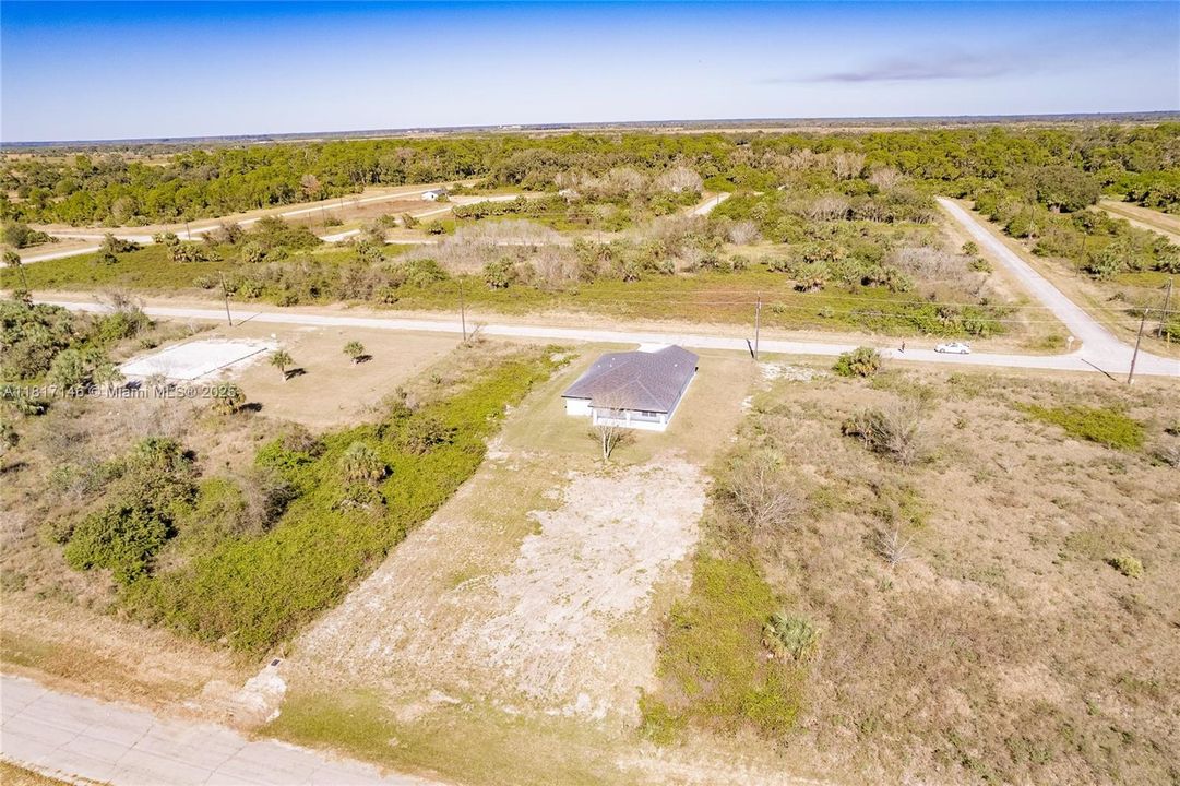 Recently Sold: $284,000 (3 beds, 2 baths, 1798 Square Feet)