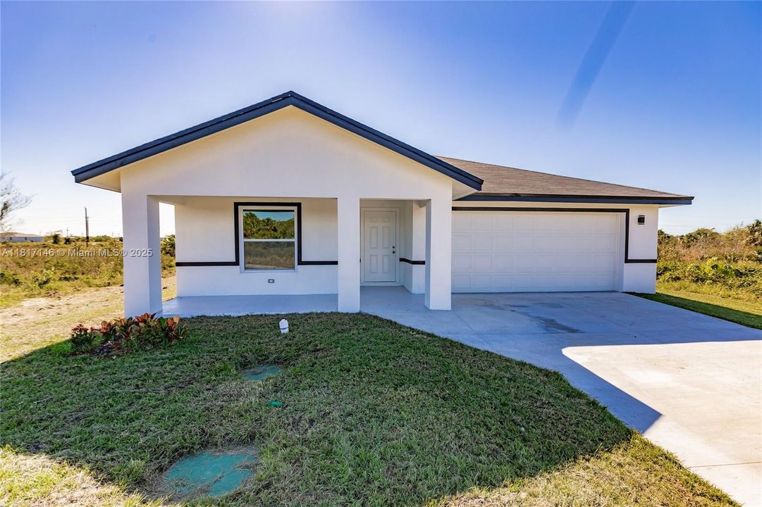 Recently Sold: $284,000 (3 beds, 2 baths, 1798 Square Feet)